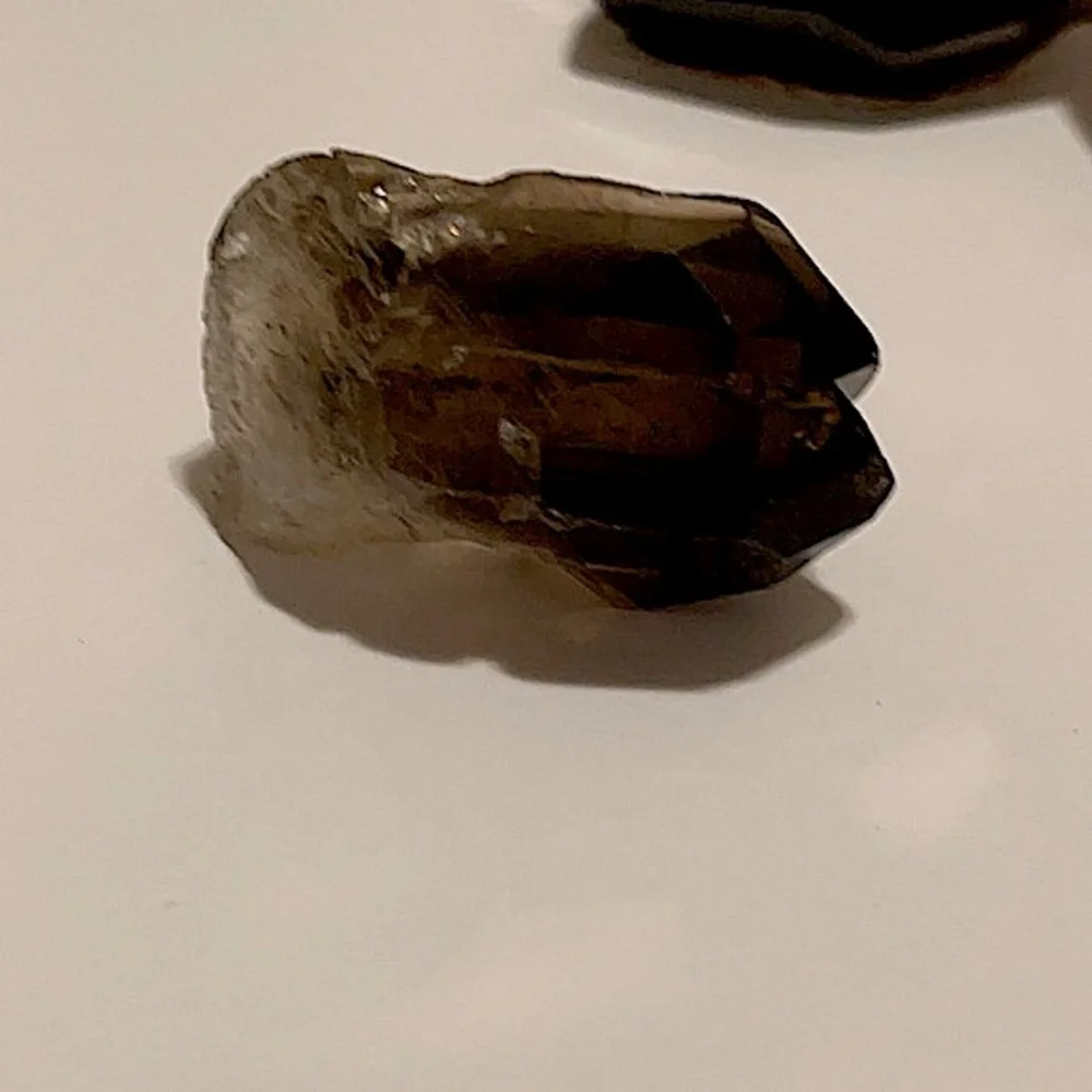 Smokey Quartz Points & Doubles ๐ค - Picture 3 of 12